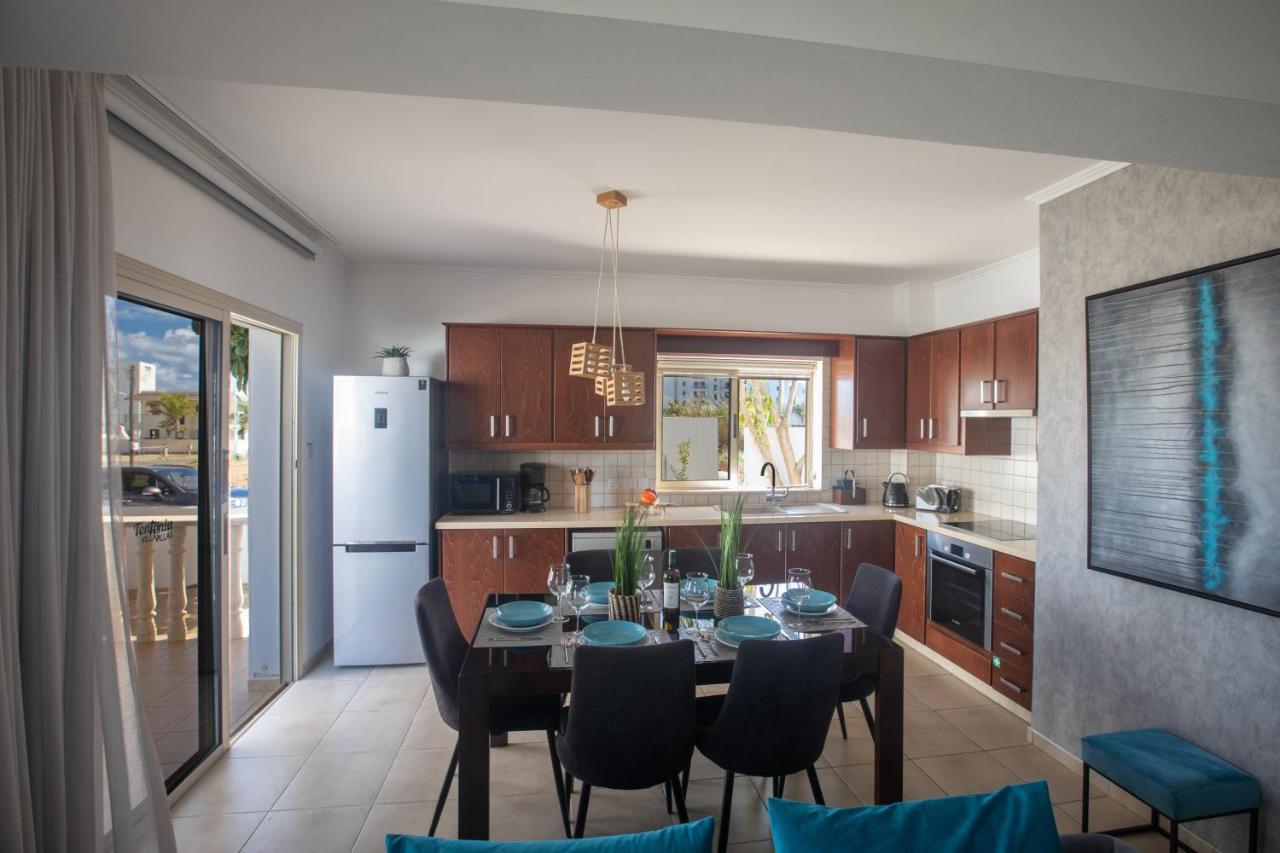 Tonia Seaview Villas プロタラス エクステリア 写真